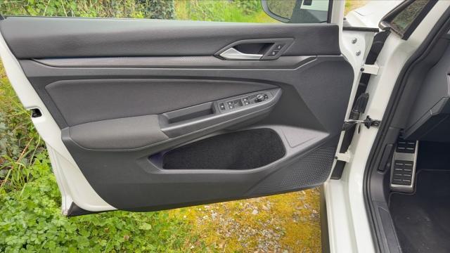 Volkswagen Golf image 6