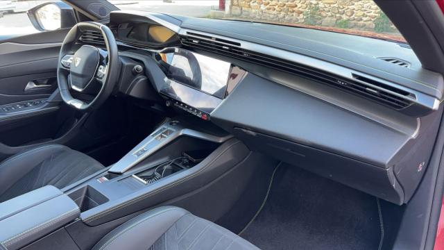 Peugeot 308 image 2