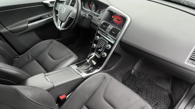 Volvo Xc60 image 6