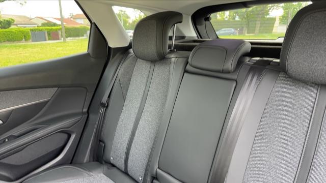 Peugeot 3008 image 7