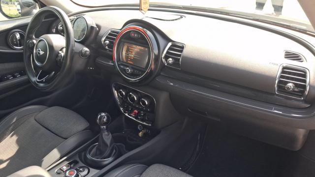 Mini Clubman image 9