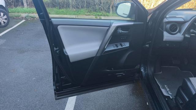 Toyota Rav4 image 3