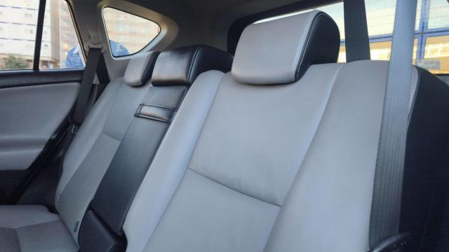 Toyota Rav4 image 7