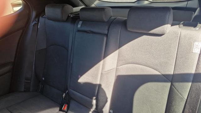 Lexus Ux image 1