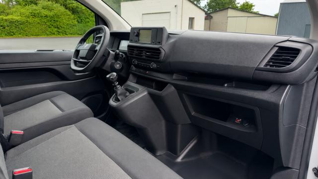 Peugeot Expert image 9
