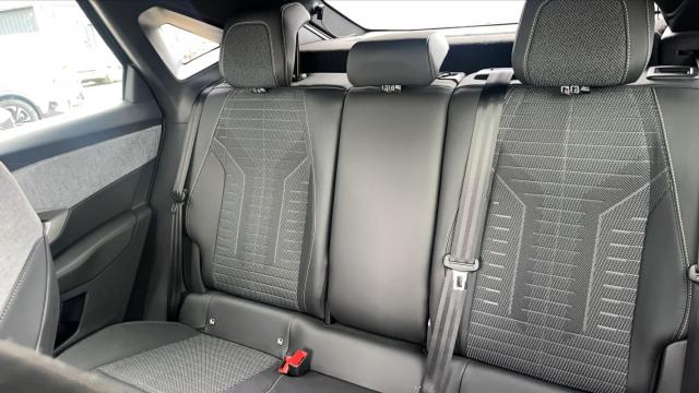 Peugeot 3008 image 6