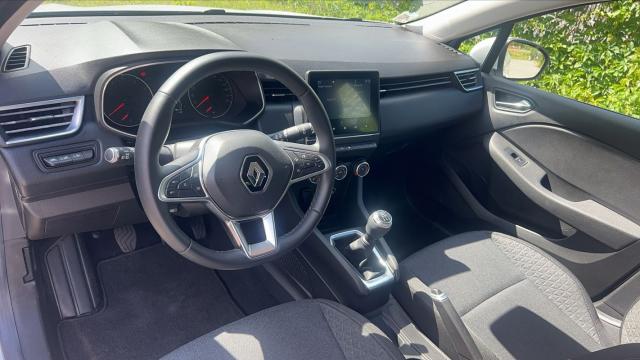 Renault Clio image 6
