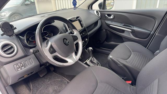 Renault Clio Estate image 1