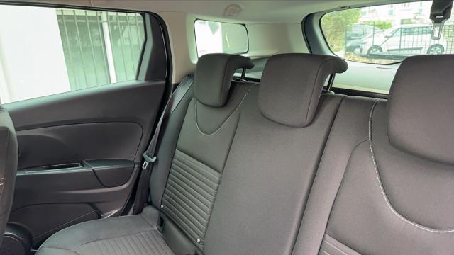 Renault Clio Estate image 7