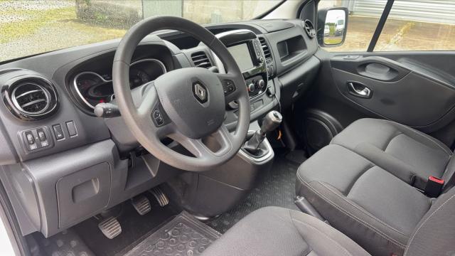 Renault Trafic image 7