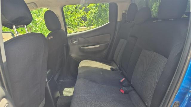 Mitsubishi L200 image 6