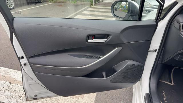 Toyota Corolla image 9