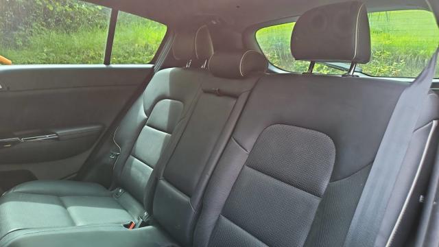 Kia Sportage image 8