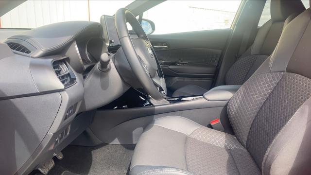 Toyota C-Hr image 7