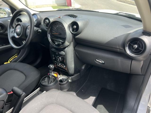 Mini Countryman image 9