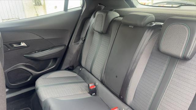Peugeot 2008 image 4