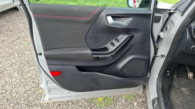 Ford Puma image 5