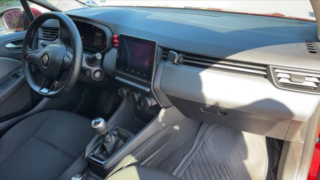 Renault Clio image 7