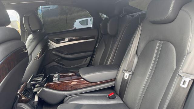 Audi A8 image 3