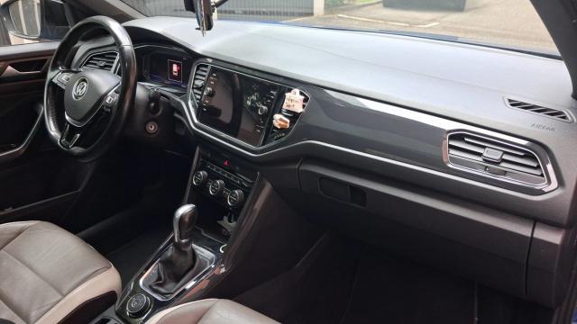 Volkswagen T-Roc image 9