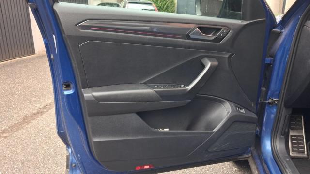 Volkswagen T-Roc image 5