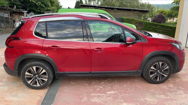 Peugeot 2008 image 9