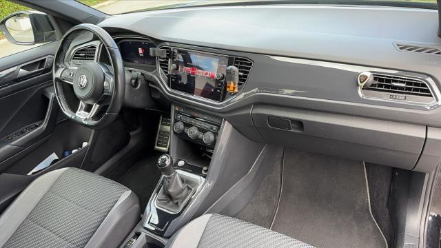 Volkswagen T-Roc image 9