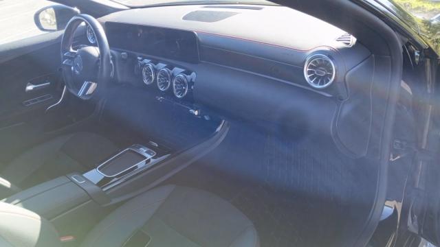 Mercedes Benz Cla image 6