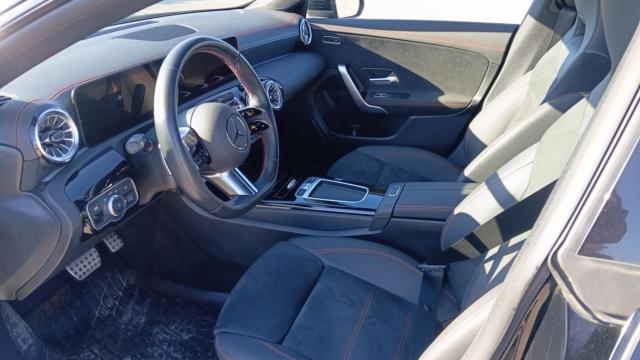 Mercedes Benz Cla image 9
