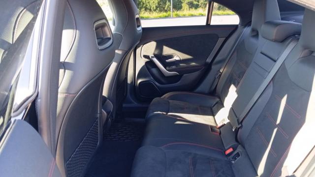 Mercedes Benz Cla image 7