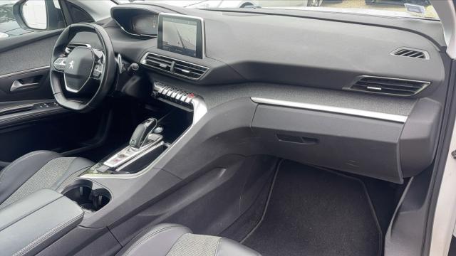 Peugeot 5008 image 6