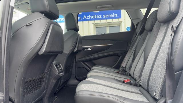 Peugeot 5008 image 9