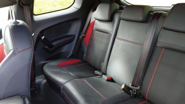Peugeot 208 image 6