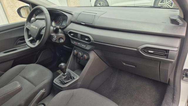 Dacia Sandero image 4