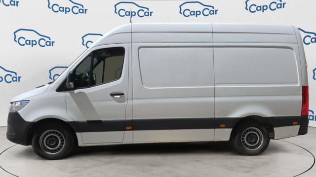 Mercedes Benz Sprinter image 2