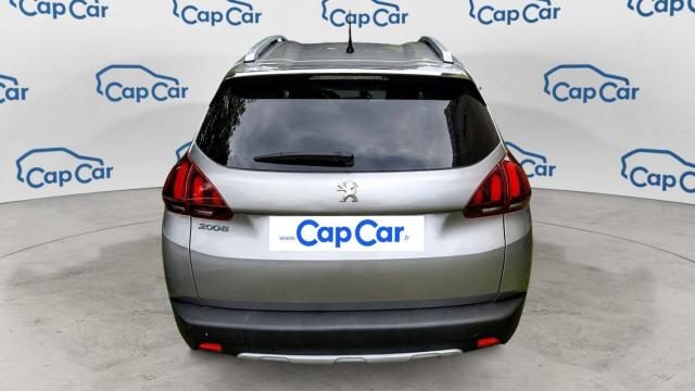 Peugeot 2008 image 8