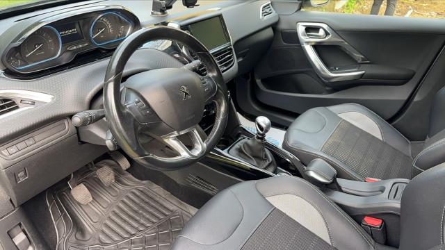 Peugeot 2008 image 7