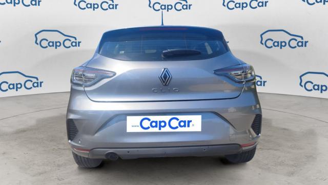 Renault Clio image 2