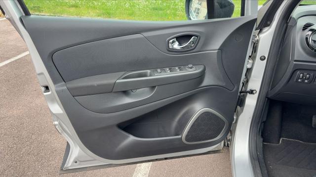 Renault Captur image 6