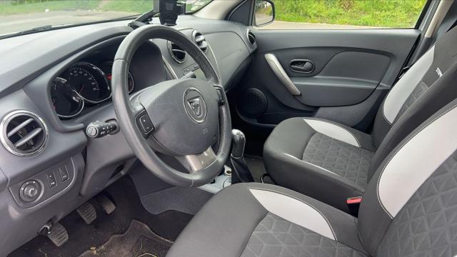 Dacia Sandero image 2