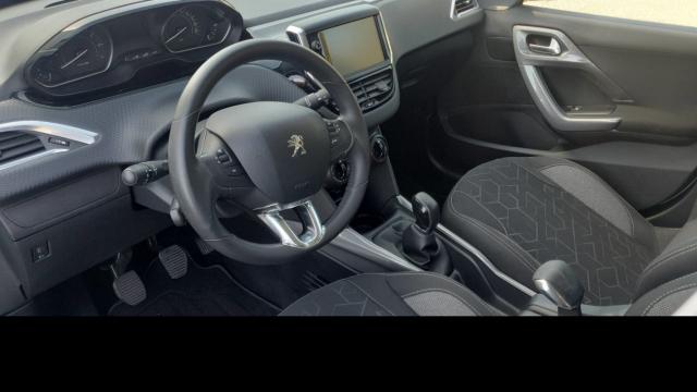 Peugeot 2008 image 4