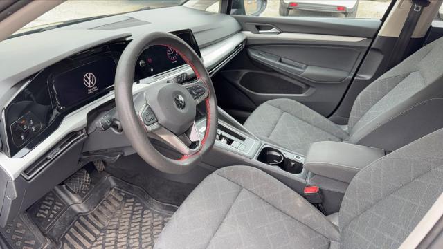 Volkswagen Golf image 9
