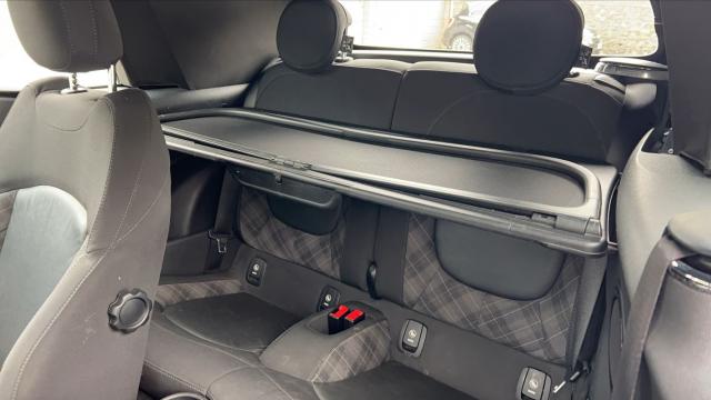 Mini Cabrio image 3
