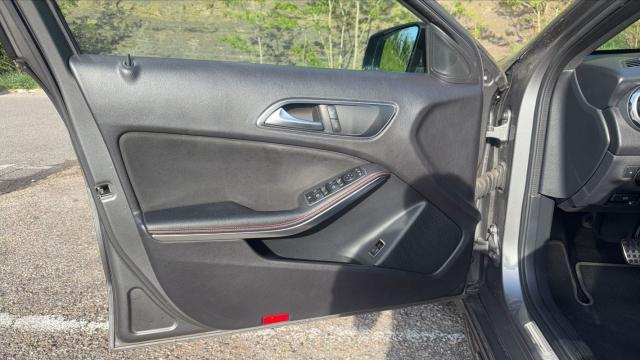Mercedes Benz Classe Gla image 5