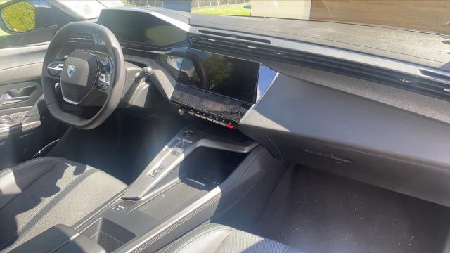Peugeot 308 image 6