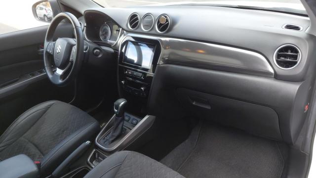 Suzuki Vitara image 1