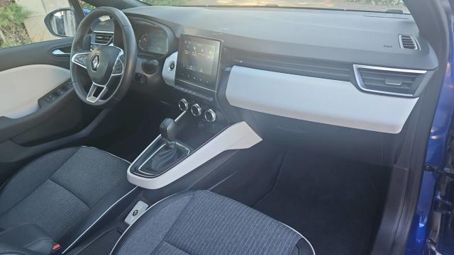 Renault Clio image 9