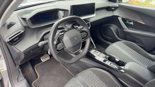 Peugeot 2008 image 7
