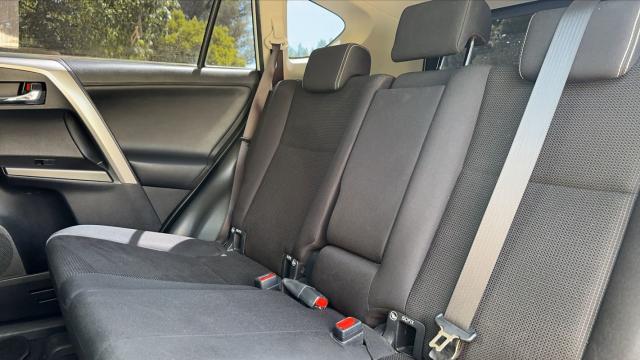 Toyota Rav4 image 7