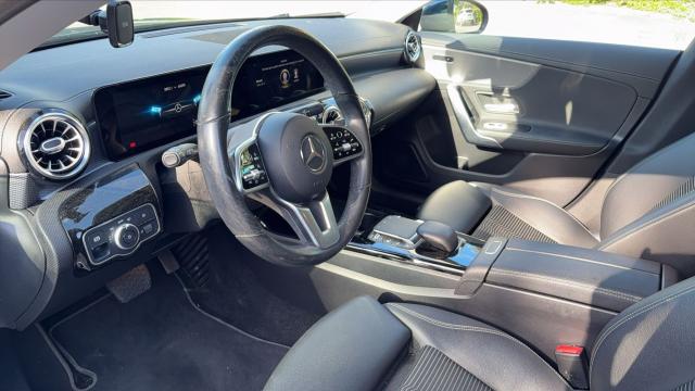 Mercedes Benz Cla Shooting Brake image 8